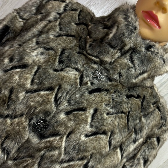 Dennis by Dennis Basso Platinum Faux Fur Coat - Picture 3 of 13